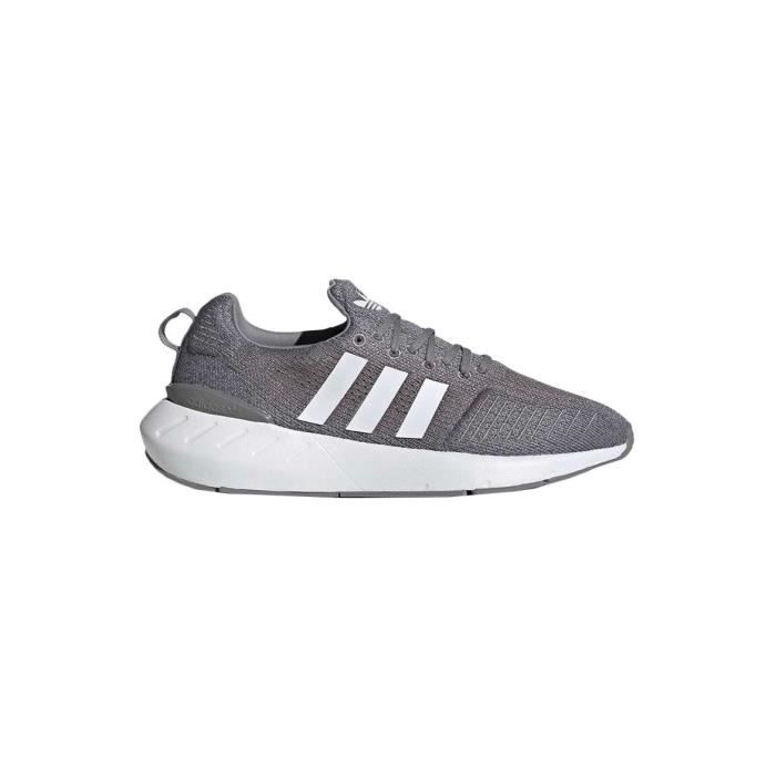 Baskets Adidas Swift Run 22 Gris pour Homme