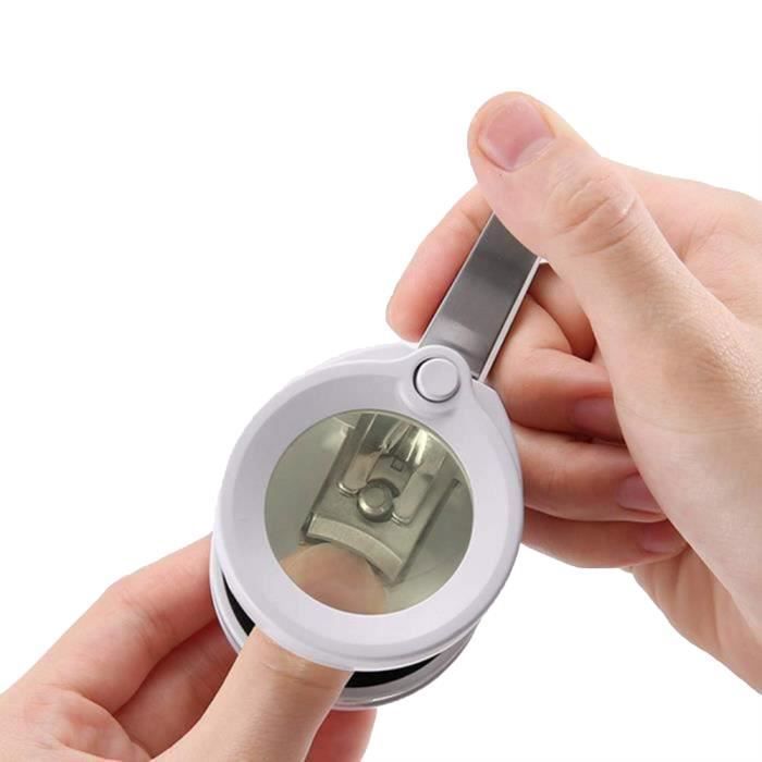 Coupe Ongles avec Loupe x 2,5 intégrée + LED - Amovible