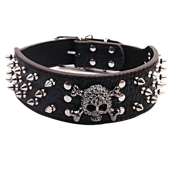 Comparer les prix de Collier pour chien à pointes en similicuir dalligator noir avec tête de mort et os croisés réglable Label