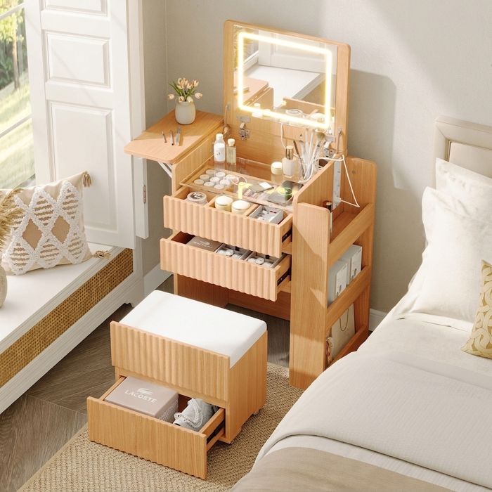 Petite Coiffeuse Bois Naturel avec Miroir LED Rabattable Prises USB 3 Tiroirs et Tabouret à Roulettes 79x40x120cm