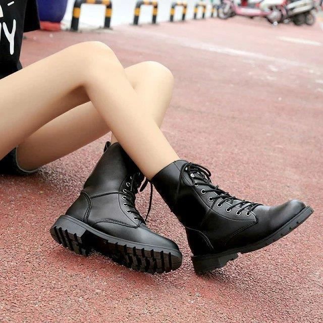Bottines Femme Style et arm e militaire Noir Polyur thane