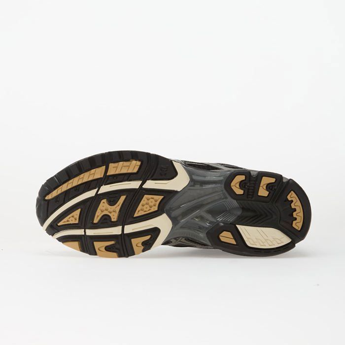 Baskets ASICS Gel-Nimbus 10.1 Noir/Gris Argile