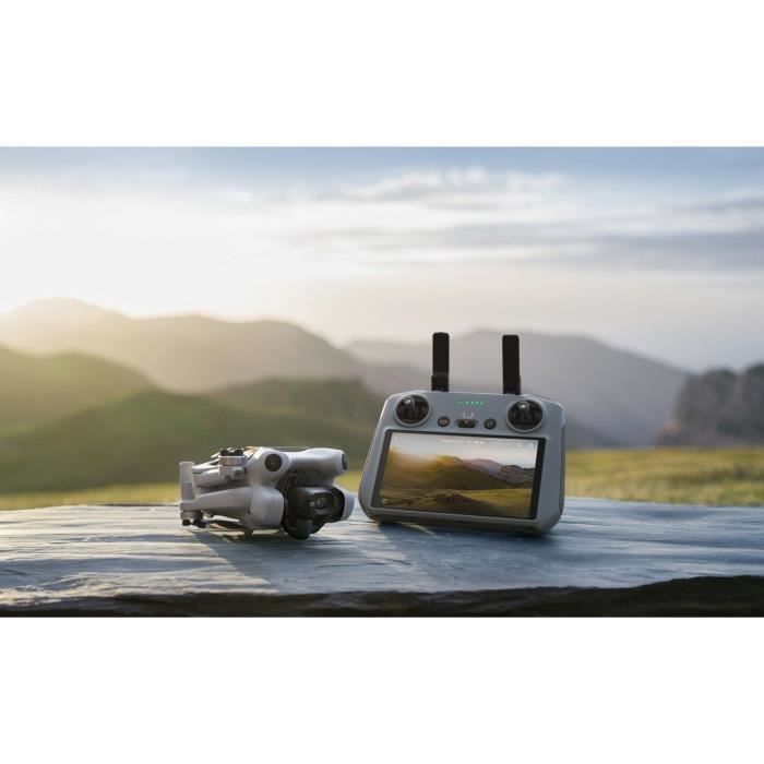 Drone DJI Mini 4 Pro GL - Caméra 4K HDR - Autonomie 34 min - Portée