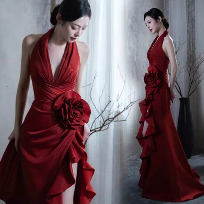Robe de Soirée Élégante en Satin Rouge–Robe Longue à Décolleté en
