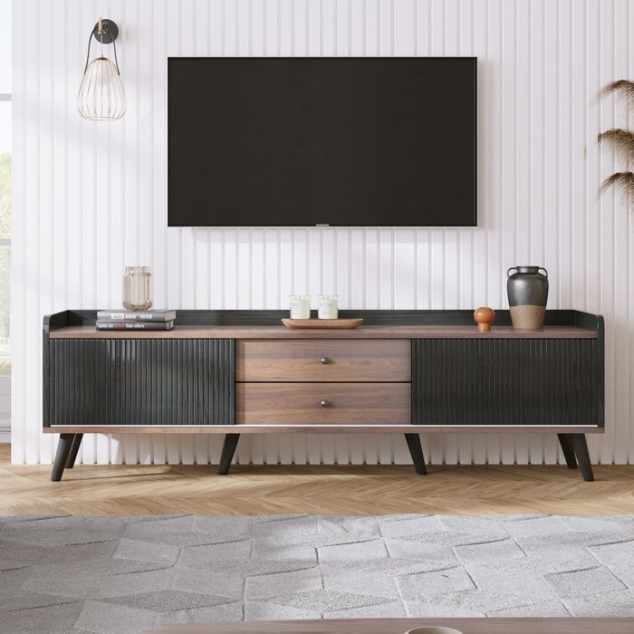 Meuble TV Moderne 160 cm Bois et Noir avec 2 Portes Coulissantes et 2 Tiroirs – Design Scandinave avec Pieds en Bois Meuble TV Moderne 160 cm Bois et Noir avec 2 Portes Coulissantes et 2 Tiroirs – Design Scandinave avec Pieds en Bois