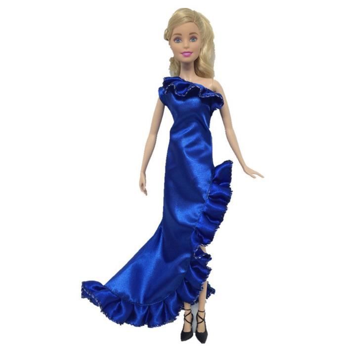 barbie robe bleue