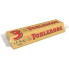 TOBLERONE Chocolat Suisses au lait, tendre nougat au miel et aux amandes - 3x 50 g