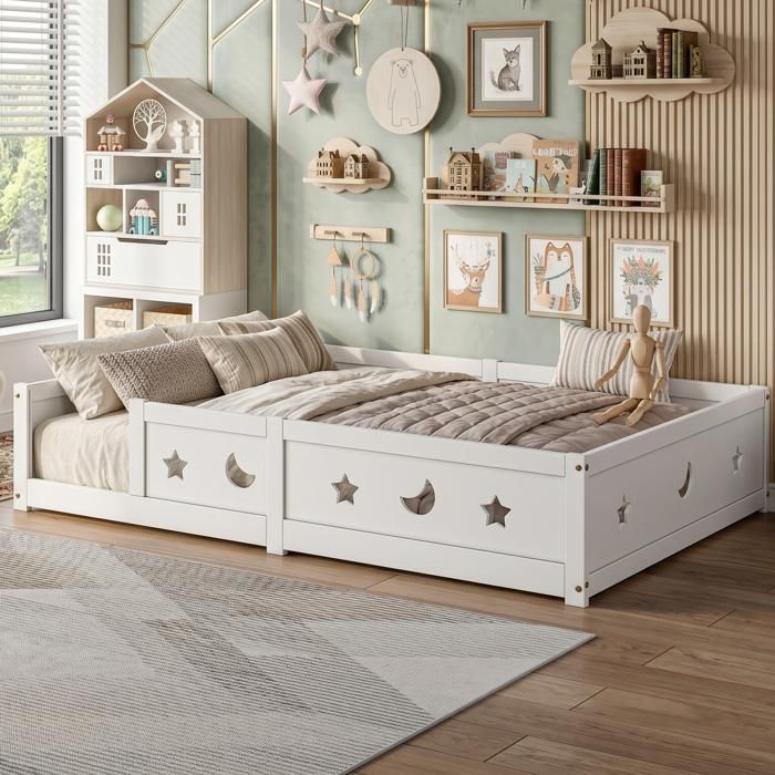 Lit Enfant au Sol 140x200 cm avec Barrière Protectrice Motif Étoiles et Lune Lit Cabane Montessori en Pin Massif Sommier Inclus