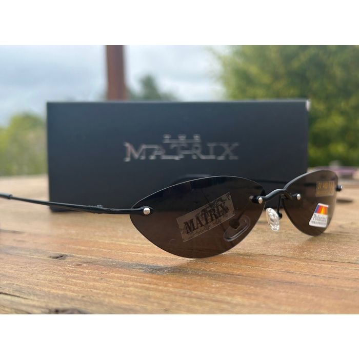 LUNETTES MATRIX 4 VERSION NEO SIMULATOR POCHETTE ET LINGETTE GRAVEE THE MATRIX Achat Vente lunettes de soleil Homme Adulte Noir Cdiscount