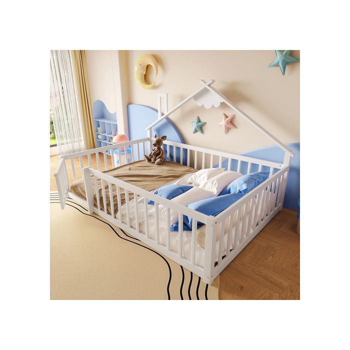 Lit cabane enfant - SOGEU - 140x190 - Bois pin massif & MDF - Blanc Montessori au sol - Barrière à loquet sommier inclus