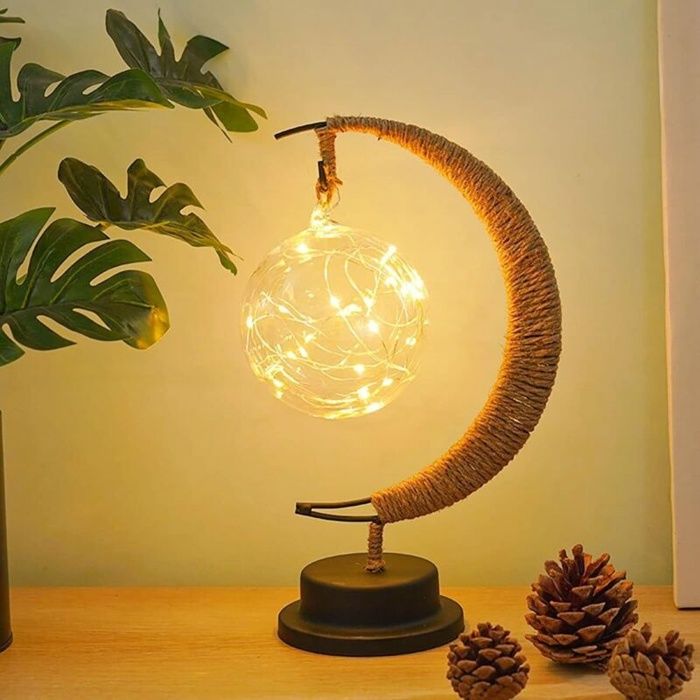 Veilleuse en fer forgé lampe LED décorative avec interface USB mesurant 11 x 6 x 6 pouces (ronde couleur chaude).