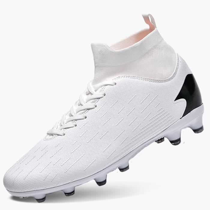 SVCEQZE Crampons Football à Visser Avec Clé - 8mm Et 11mm Pour Meilleure Traction Sur Gazon
