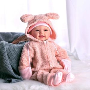 Nouveau design blanc 22 pouces poupées vêtements été bretelles pour bébé fille p
