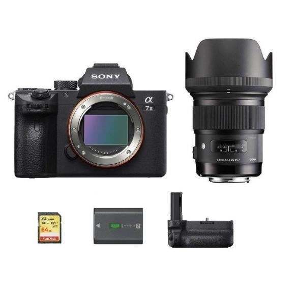 SONY A7 III + SIGMA 50mm F1.4 DG HSM ART - SONY + 64GB SD card + SONY NP-FZ100 Battery + VG-C3EM Vertical Grip
