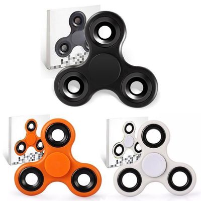 AEIOPRS 10 pièces Mini marionnettes à doigts d'honneur en caoutchouc, Design réaliste et amusant, Marionnettes à doigts hilarantes, Cadeau amusant pour Halloween, doigt du milieu