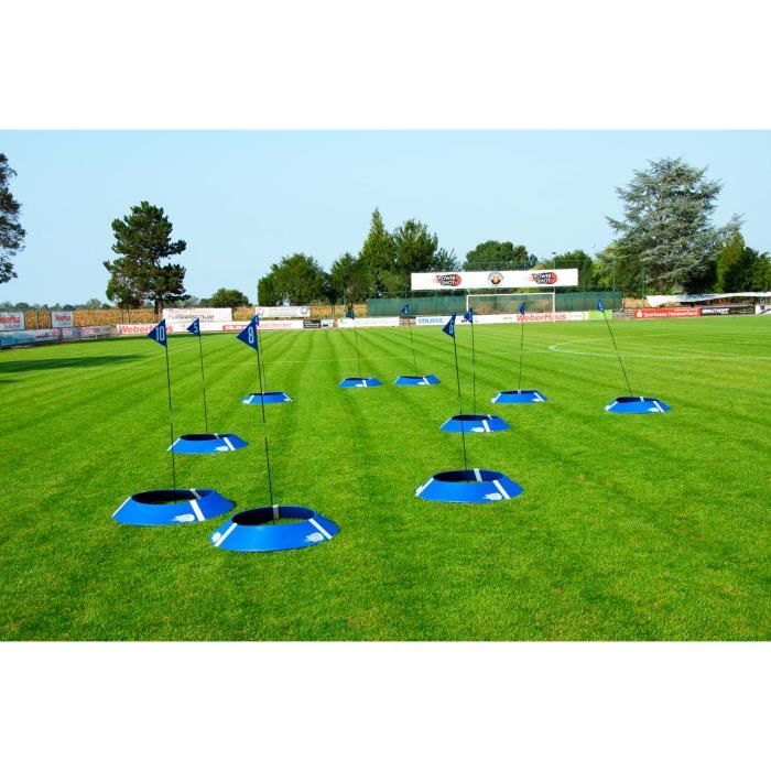 Kit de 10 cibles de FOOT GOLF avec jalon et drapeaux