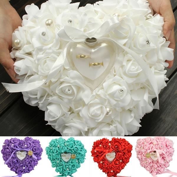 Porte bague hotsell de fiancaille