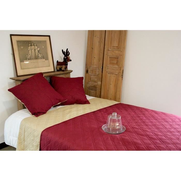 Couvre-lit Matelassé Bordeaux - Polycoton - Fabriqué En Italie - Neuf Avec étiquettes