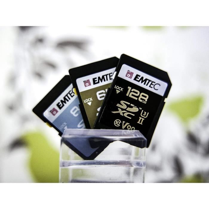 Promo Carte Micro Sd 128go SanDisk chez Carrefour