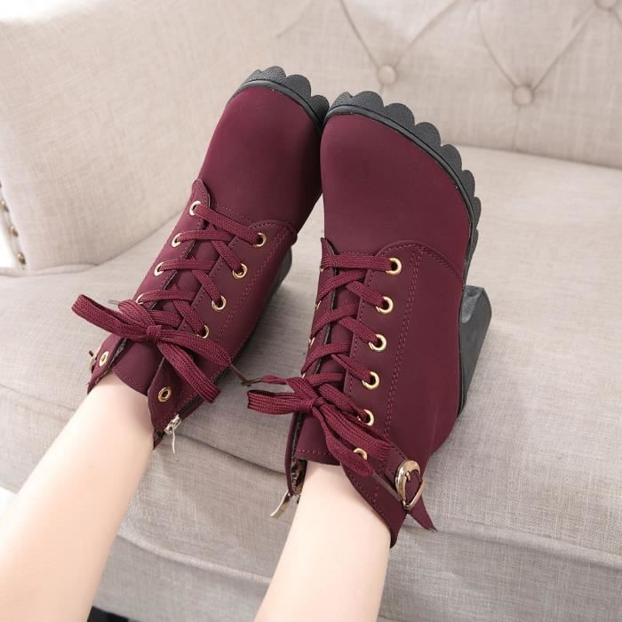bottines à talons lacets