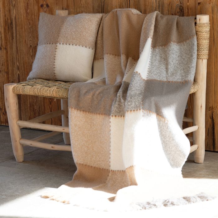 Plaid à carreaux aspect mohair Beige 130x180 cm