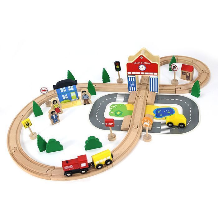 Train électrique Enfant 66 Pièces Avec Lumières Et Sons - Circuit Jouet Pour Garçons Et Filles 3-8 Ans - Cadeau Anniversaire Noël