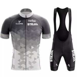 Maillots taille S pour cycliste
