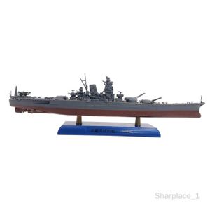 MAQUETTE DE BATEAU Maquette de navire de guerre en alliage à l'échell