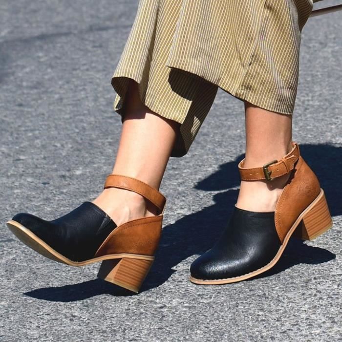 Chaussures à talons hauts pour femmes avec bride à la cheville et bout