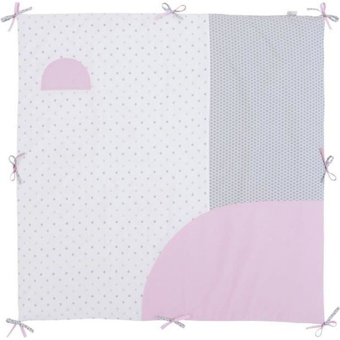 P Tit Basile Tapis De Parc Tapis D Eveil 100x100 Cm Avec Nouettes Pour Accrocher Sur Les Barreaux Du Parc De Bebe Coton Cdiscount Puericulture Eveil Bebe