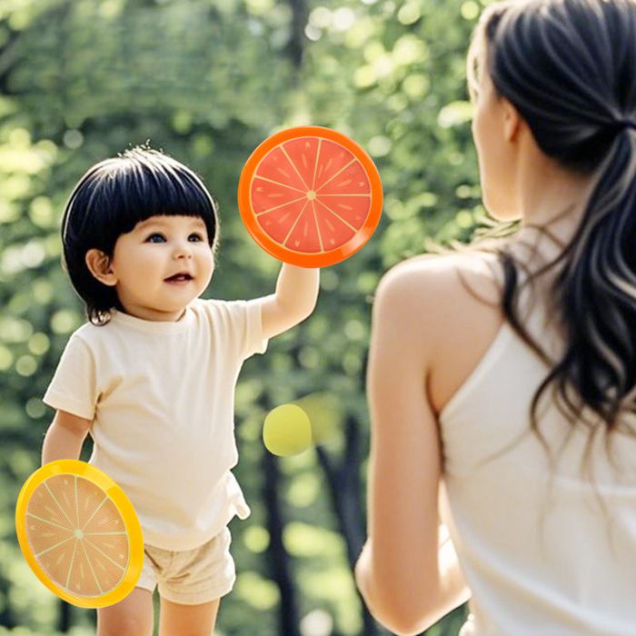 Balle Avec Queue Arc-en-Ciel | Jeu Sensoriel Intérieur & Extérieur | Lancer, Attraper, Tourner Facilement | Idéal Enfants & Famille