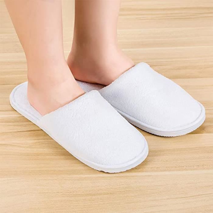 Chaussons sales invités lavables