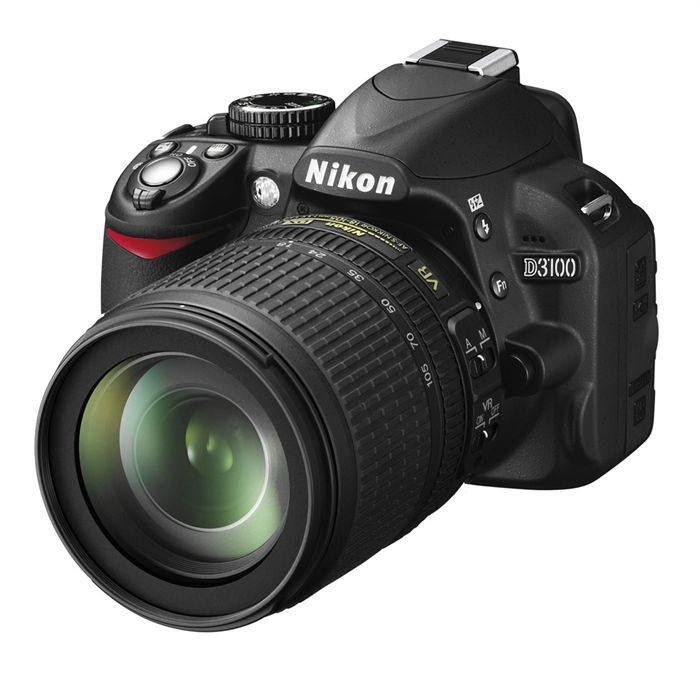 Reflex Nikon D3100 + AF-S VR 18-105mm Reflex Nikon D3100 + AF-S VR 18-105mm