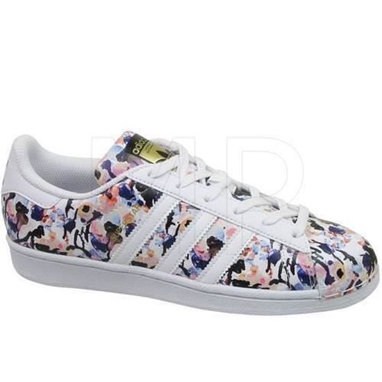 superstar taille 24