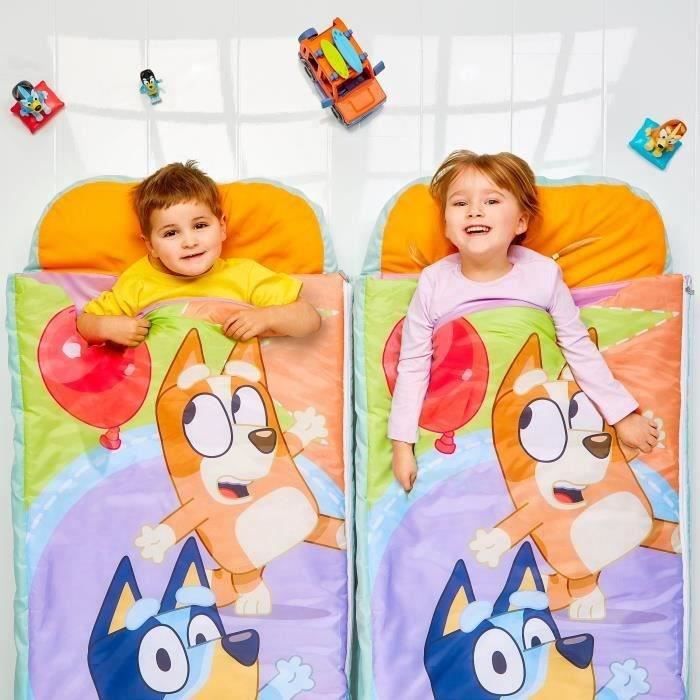 Sac de couchage enfant avec matelas sales