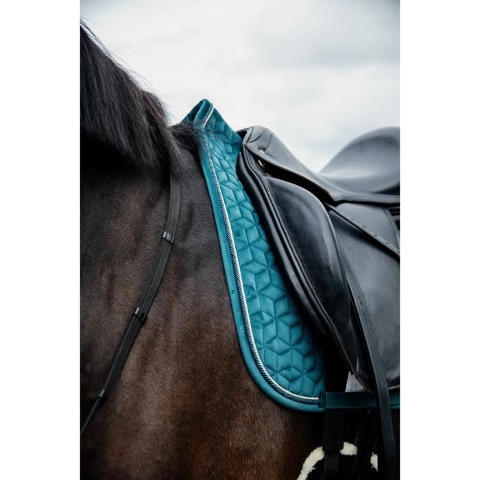 Tapis De Selle PONY Velours Émeraude – Saut D'Obstacles Avec Double Bordure Torsadée