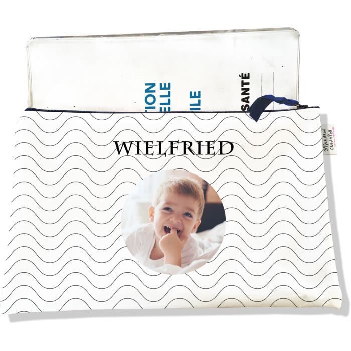 Protege Carnet De Sante Personnalisable Avec Fermeture Par Zip Pour Bebe Garcon Photo Et Texte Au Choix Ps2508 Photo Cdiscount Pret A Porter