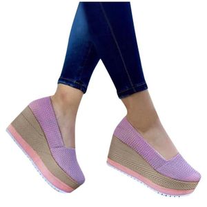 chaussures compensées fermées
