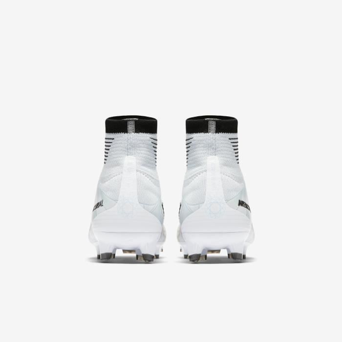 Crampon hotsell enfant cr7