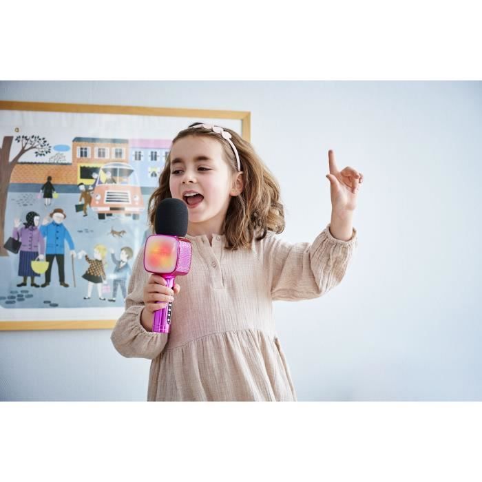 Kit Chant Connectable Microphone Bontempi Showtime Avec Effets Lumineurs - Pour Chanter Comme Les Stars, Pied Réglable Jusqu'à 110 Cm Microphone Karaoké Bontempi Kit Chant Connectable Microphone Bontempi Showtime Avec Effets Lumineurs - Pour Chanter Comme Les Stars, Pied Réglable Jusqu'à 110 Cm Microphone Karaoké Bontempi