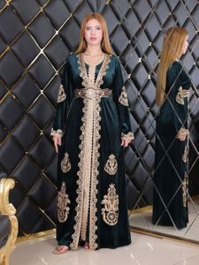 DJELLABA – CAFTAN – TAKCHITA caftan bleu vert Rim kaftan takchita abaya karakou robe oriental dubai farasha