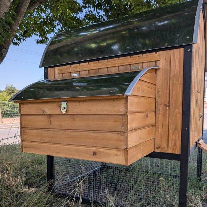 Meilleurs prix pour Pondoir Poulailler Finlandais