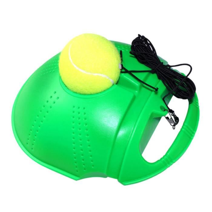 Exercice de formation de tennis exercent la boule de rebond d'etude d'individu de boule de tennis avec l'entraineur de tennis