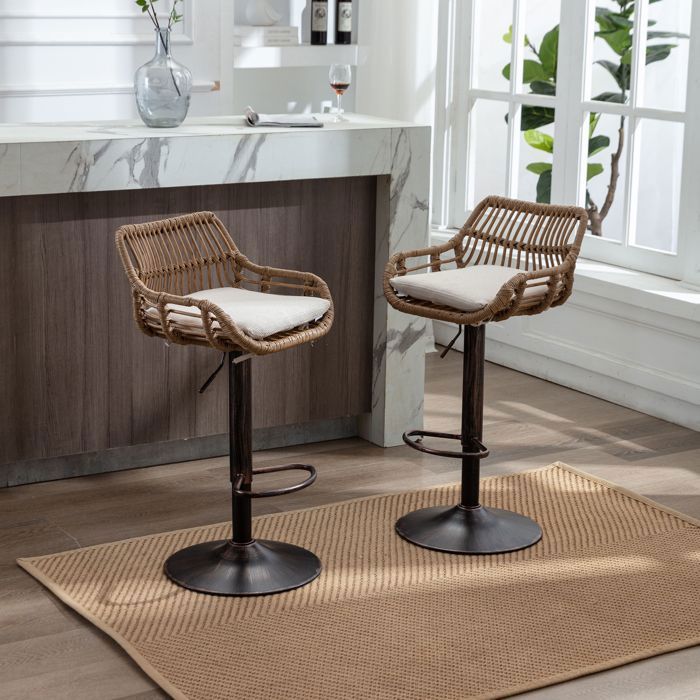 Lot de 2 Tabourets de Bar en Rotin Beige - Assise Rembourrée avec Coussin - Hauteur Réglable par Vérin à Gaz - 49x48x89cm