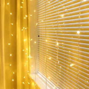 Kohree Guirlande Rideau Lumineux USB 3x3m 300 LEDs Blanc Chaud avec T/él/écommande Minuterie pour D/écoration de F/ête Mariage Anniversaire Chambre Terrasse