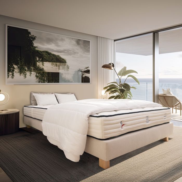 Matelas 140x190 cm Patriote, mémoire de forme, 27 cm, 10 zones de confort, indépendance du couchage, réversible, orthopédique