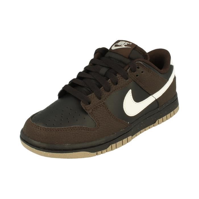 Nike Baskets Nike Dunk Low NN pour femme - Noir - Lacets
