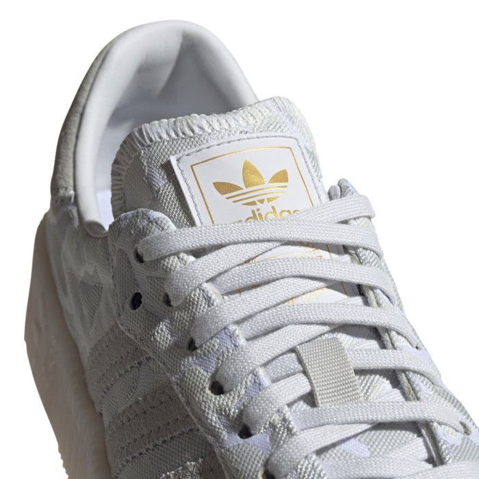 Sneakers Femme Adidas Originals EE4676 Blanc Lacets Plat Ftwr white crystal white gold met. Cdiscount Chaussures