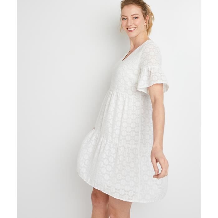 robe large blanche