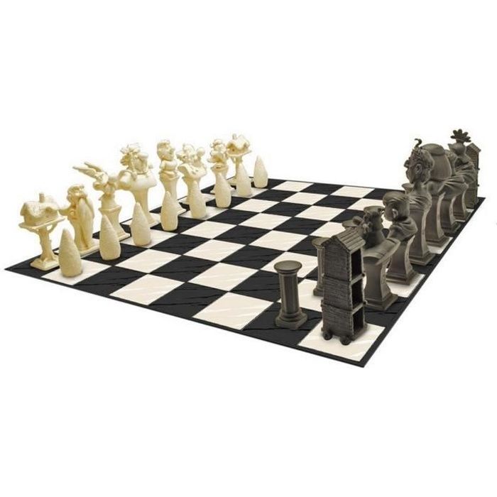 Statue de jeu d'échec en résine - Lili Cronenbourg